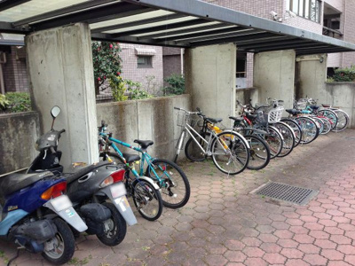 【その他共用部分】 | 東急ドエル・ビアス市ヶ尾Ａ棟 | 自転車・バイク置場