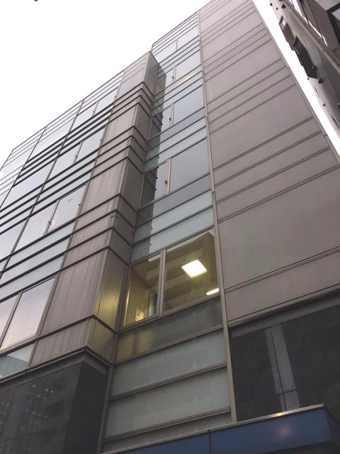 新共立ビルディングの外観