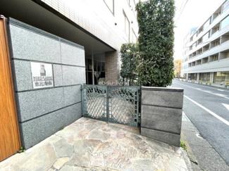 【エントランス】