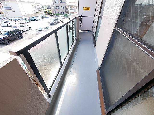 グレースコート恋の窪のバルコニー|落ち着いた時間を過ごせるバルコニーです