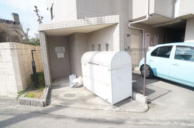 シャルムオーリンⅠのその他共用部分|ゴミステーションです