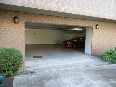 【外観】 | ウインガーデン駐車場