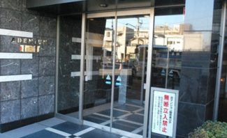 【エントランス】
