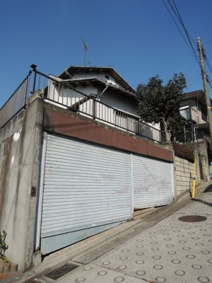 【外観】 | 東山田町中古戸建 | 全居室南向き♪閑静な住宅街につき住環境良好です♪