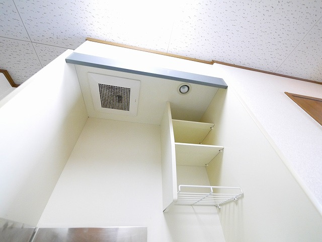 新大宮シティ・パルのキッチン|きれいなお風呂です