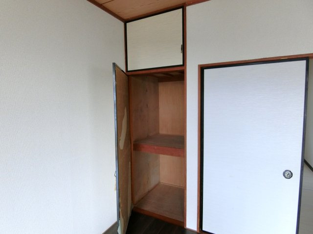 スコレー清名幸谷の収納