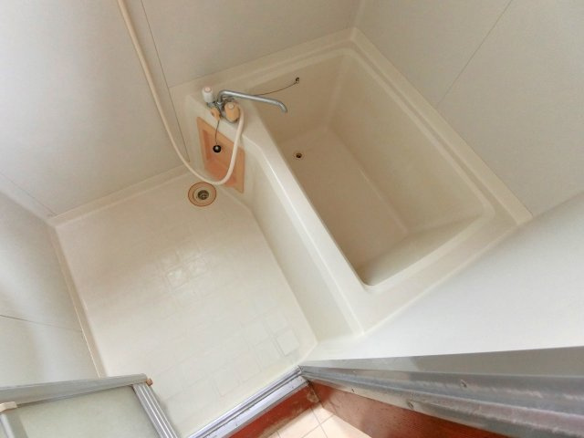 スコレー清名幸谷の浴室