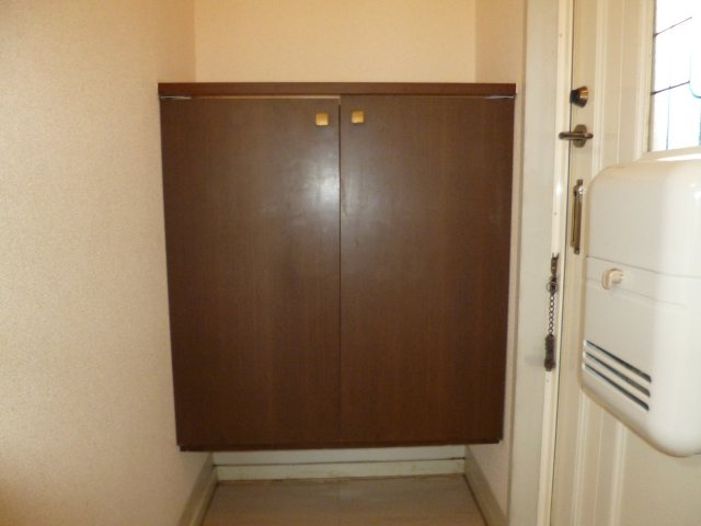 セジュール福島の玄関|シューズボックス