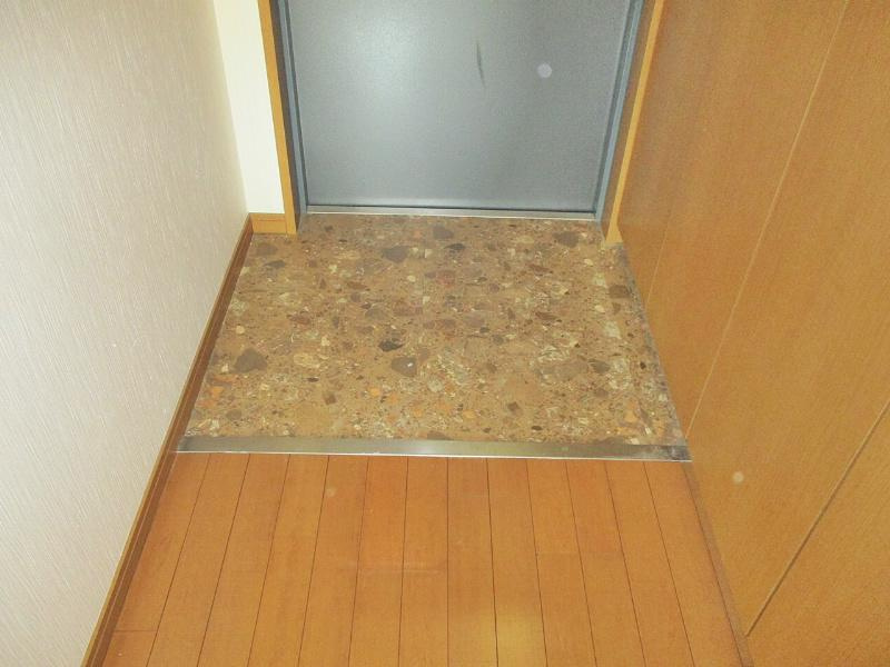 ヴァンテアン大須｜名古屋市の賃貸ならMｙ賃貸の玄関|ヴァンテアン大須
※反転タイプ