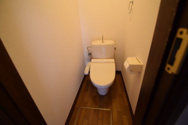 グラーツ弐番館のトイレ|キレイなトイレです