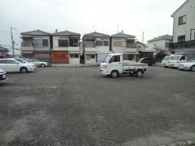 【居間・リビング】 | 新稲7丁目月極駐車場