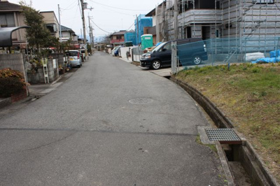 【前面道路含む現地写真】 | 大津市清風町6-6　売地 | 前面道路