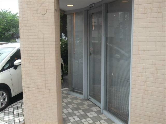 テクノビレッジ　1Ｆ店舗のエントランス