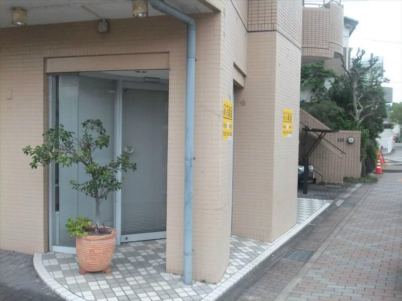 テクノビレッジ　1Ｆ店舗のエントランス