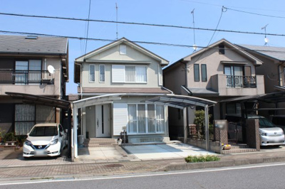 【外観】 | 大津市本堅田四丁目1-3　戸建て | 建物外観、駐車スペースもあります