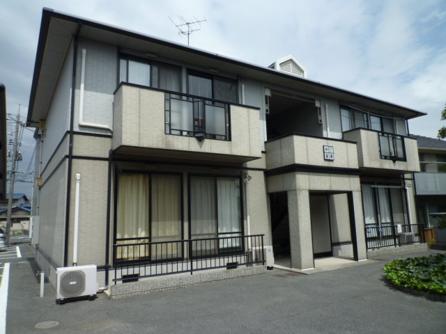 倉敷市川入のアパートの外観