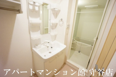 【独立洗面台】 | リズィエールⅠ