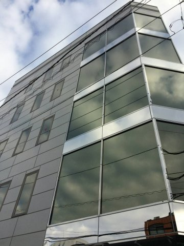 松亀センタービル2の外観