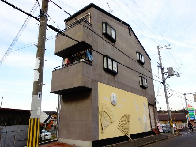 パインヒルの外観