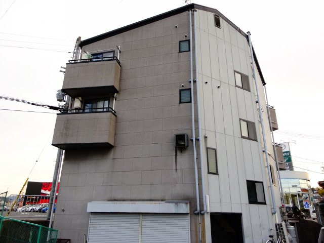 パインヒルの外観