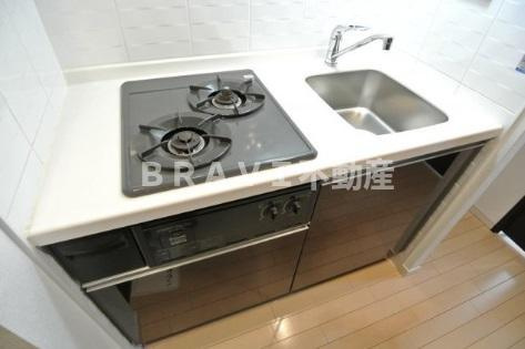 アーデンタワー西本町　BRAVI不動産のキッチン|【アーデンタワー西本町】きれいなキッチンです