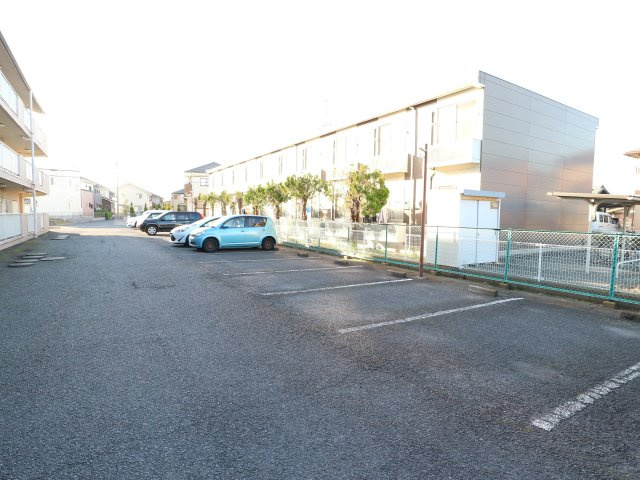 リバティK1の駐車場