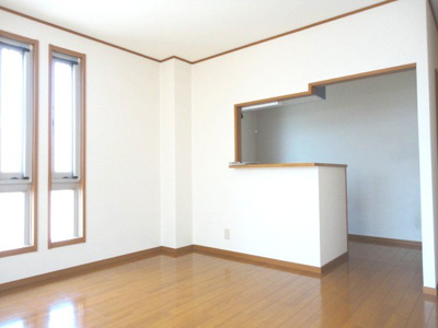 【居間・リビング】 | 鹿島町グリーンコーポ | リビング9.5帖