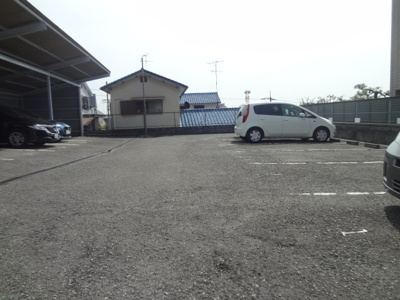 【外観】 | 五月丘1丁目屋根付き月極駐車場