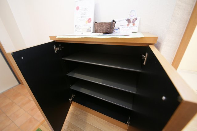 Limpia高峯の玄関