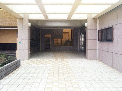 【エントランス】 | ライオンズパレス山川