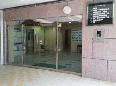 【エントランス】 | ライオンズパレス山川