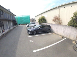 【駐車場】