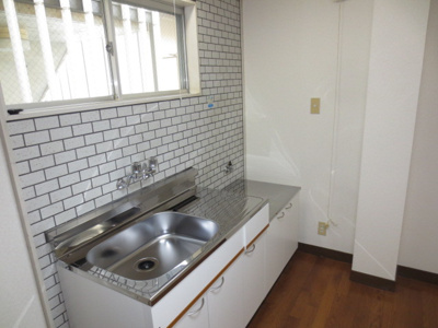 【キッチン】 | カーサヴェルデ桜坂