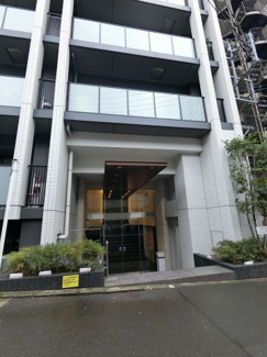 【エントランス】