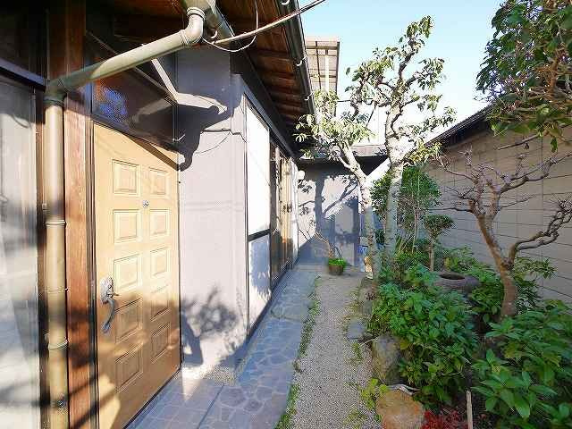 辻井邸のエントランス|清潔なエントランスです
