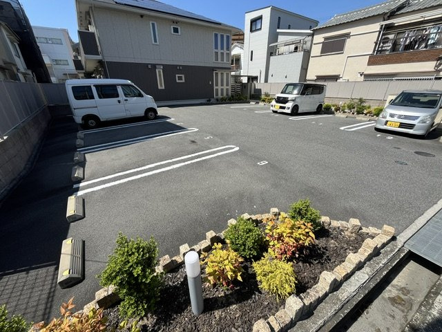 クリサンテーモの駐車場