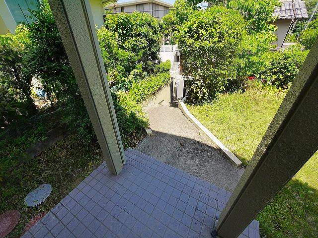 千代ヶ丘　奥田邸のエントランス