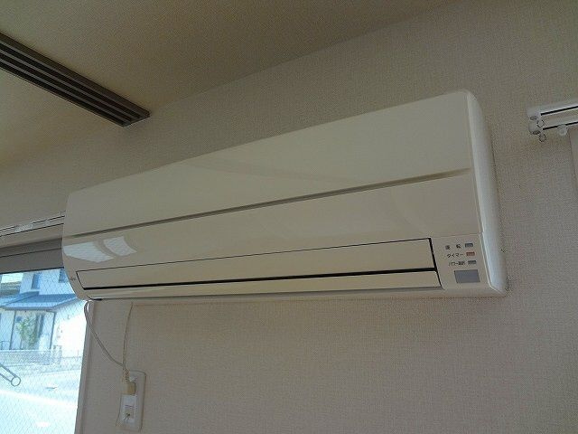 【設備】 | ウィルモアグッドラックⅤ | リビングに一基