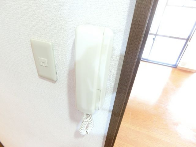 ベルフルールのセキュリティ|同物件別部屋イメージ写真