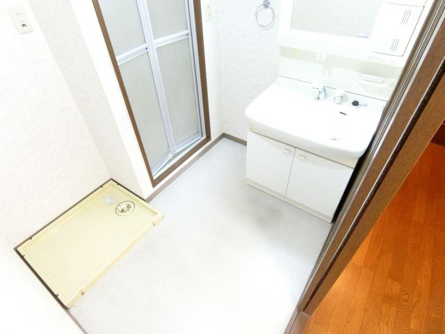 ベルフルールの洗面所|同物件別部屋イメージ写真