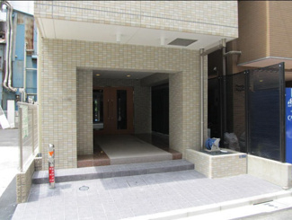【エントランス】