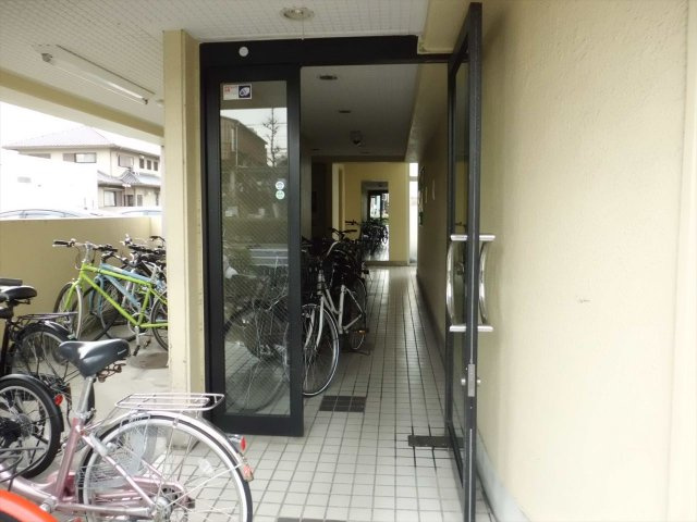 プリンセス名駅西のエントランス|プリンセス名駅西