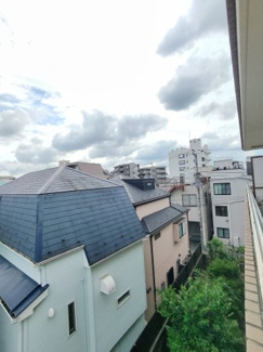 【展望】 | 3階部分の東南向きで陽当りが良く明るいお部屋です。