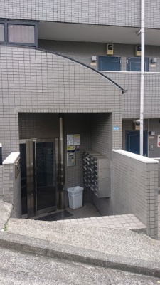 【エントランス】 | スカイコート横浜弘明寺