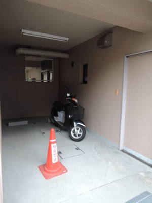 【その他共用部分】 | グレイス清水ヶ丘 | バイク置場