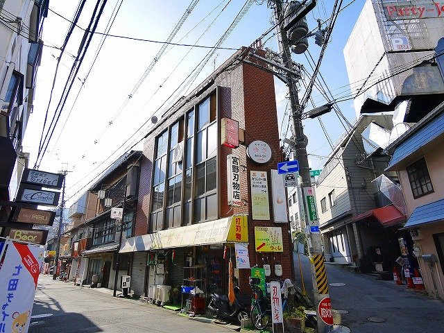 森川ビルの外観