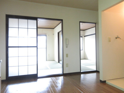 【居間・リビング】 | 柳本ハイツＢ