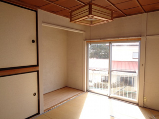 【和室】 | 今井アパート | 2階和室6帖　陽当り良好