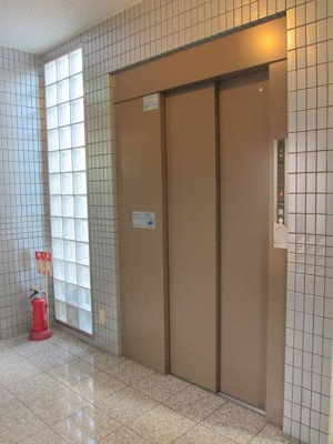 【その他共用部分】 | ビバ佐藤 | エレベーター