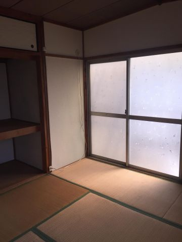 若王寺二丁目貸家の和室